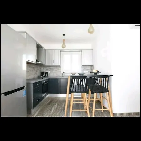 Blue Aegean דירה